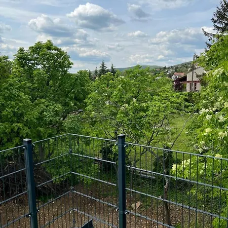 Vidám Kisház A Mecsek Lejtőin, A Város Felett Appartamento *